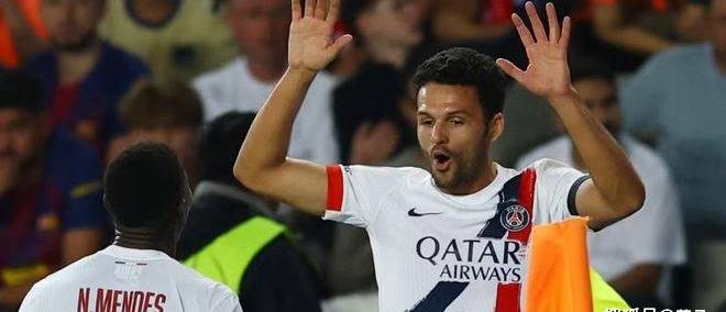 欧冠绝杀陷 VAR 爭(zhēng)议！反转证球合法(fǎ)，PSG 赢巴萨冲欧冠卫冕
