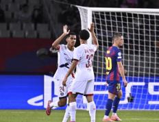 欧冠又爆冷：巴黎圣日耳曼2-1击败巴塞羅(luó)那