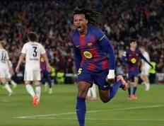 王朝序章(zhāng)：亚马尔超越姆巴佩，书写欧冠新传奇