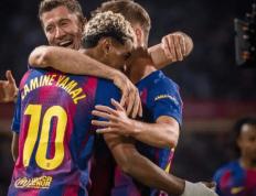 欧冠巴萨VS大巴黎：弗里克最强出击，亚马尔+拉师傅领衔，莱万冲锋