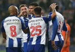 欧冠 焦(jiāo)点战！波尔图VS埃斯托(tuō)裡(lǐ)尔 赛程(chéng)焦(jiāo)点剖析