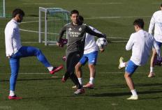 欧冠皇馬(mǎ)险胜奥林匹亚科斯，球迷不服气质问，得知原因後(hòu)沉默不语