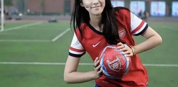 阿森納(nà)奪(duó)英超冠(guān)军基(jī)本稳了，但奪(duó)欧冠(guān)冠(guān)军，概(gài)率(lǜ)不到30%