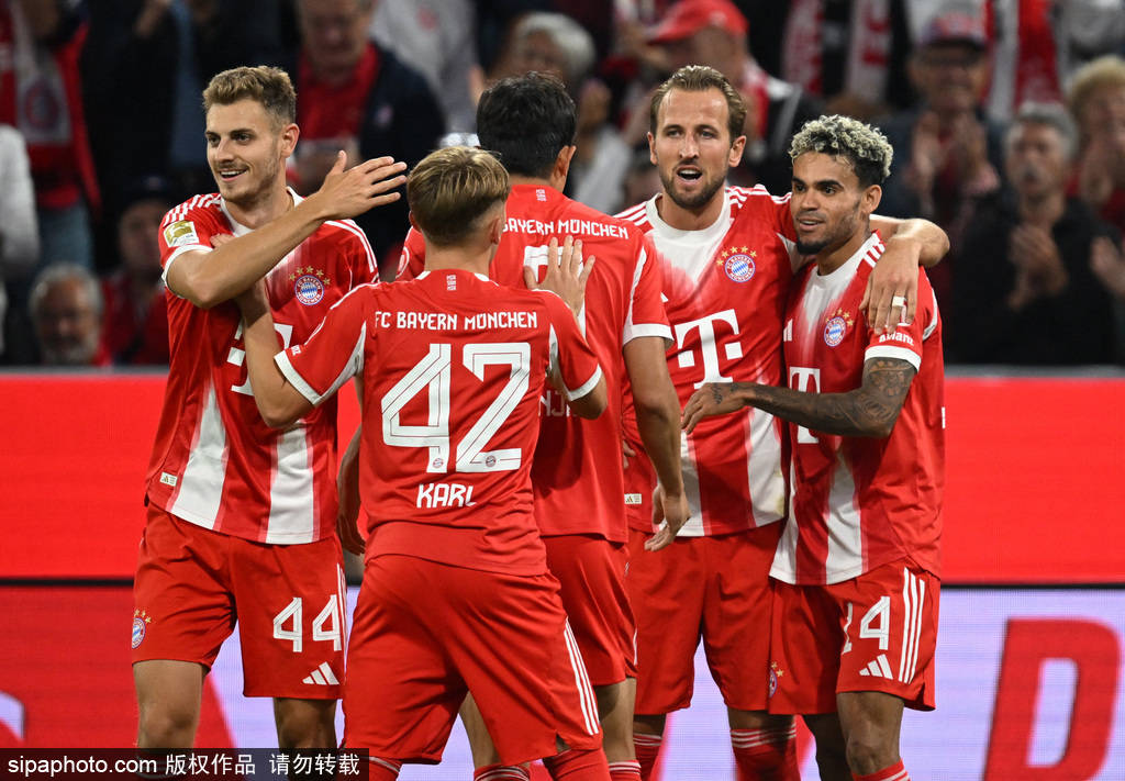 观战台:利物浦惡(è)战紐(niǔ)卡(kǎ) 梅西率队冲决赛+欧冠抽签