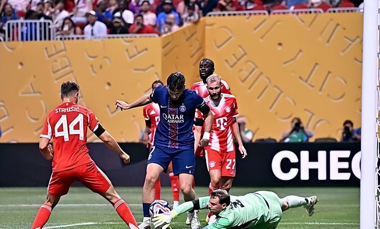 欧冠(guān)夺冠(guān)赔率TOP10:卫冕冠(guān)军仅第(dì)三,皇马不及(jí)枪手,巴萨红军领跑