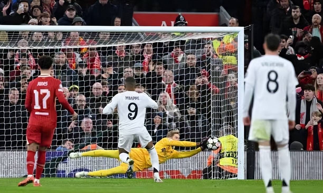 欧冠(guān)夺冠(guān)赔率TOP10:卫冕冠(guān)军仅第(dì)三,皇马不及(jí)枪手,巴萨红军领跑