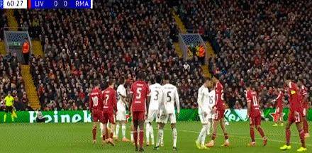 1-0!阿根廷中場(chǎng)一击制(zhì)胜,荣膺全場(chǎng)最(zuì)佳!他堪称皇馬(mǎ)的欧冠苦(kǔ)主