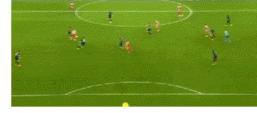 4-0,拜仁(rén)豪取欧冠3连胜,17岁德国新星无敌突破(pò)后丝滑破(pò)门