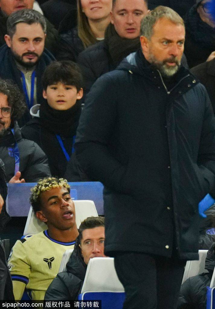 巴塞(sāi)罗那终结53场进球纪录，欧冠附(fù)加赛命(mìng)运堪忧！