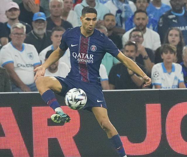 0-1!14.7亿国家(jiā)德比:卫冕冠军联赛+欧冠全勝(shèng)惨遭(zāo)终结 让出榜首(shǒu)