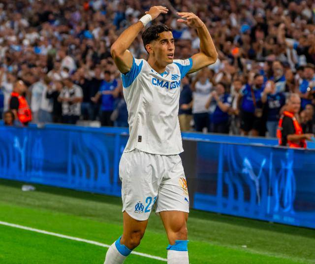 0-1!14.7亿国家(jiā)德比:卫冕冠军联赛+欧冠全勝(shèng)惨遭(zāo)终结 让出榜首(shǒu)