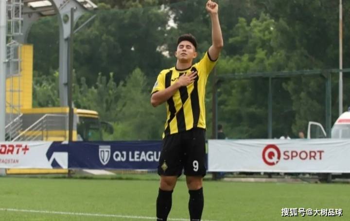 大鱼！中甲球(qiú)队报价歐(ōu)冠球(qiú)队前锋：28岁1米9，歐(ōu)冠11场1球(qiú)