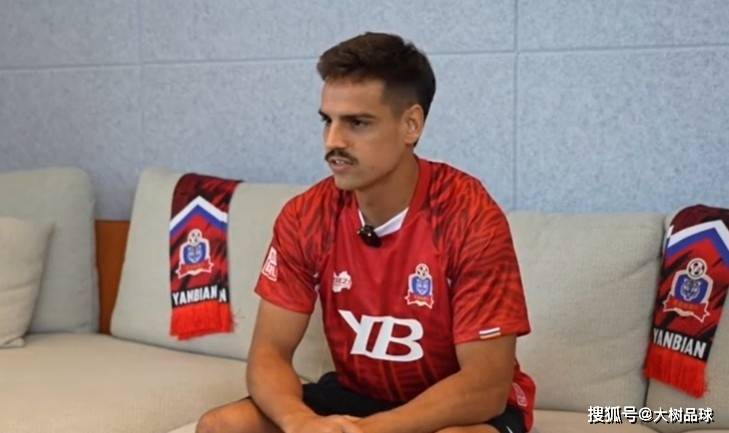 大鱼！中甲球(qiú)队报价歐(ōu)冠球(qiú)队前锋：28岁1米9，歐(ōu)冠11场1球(qiú)