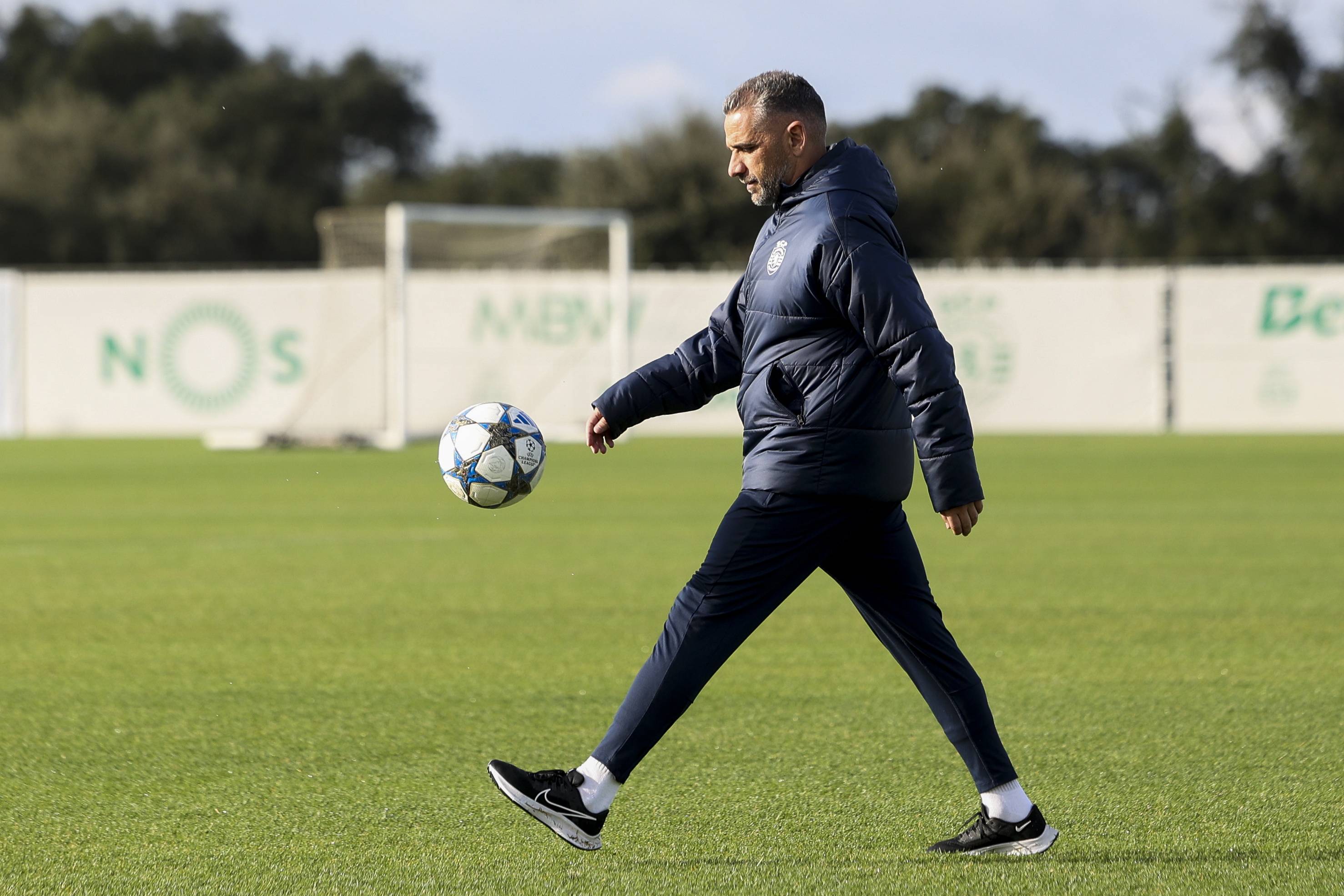 (外(wài)代二线)足(zú)球——欧冠(guān)联赛:葡萄(táo)牙体育(yù)赛前备战