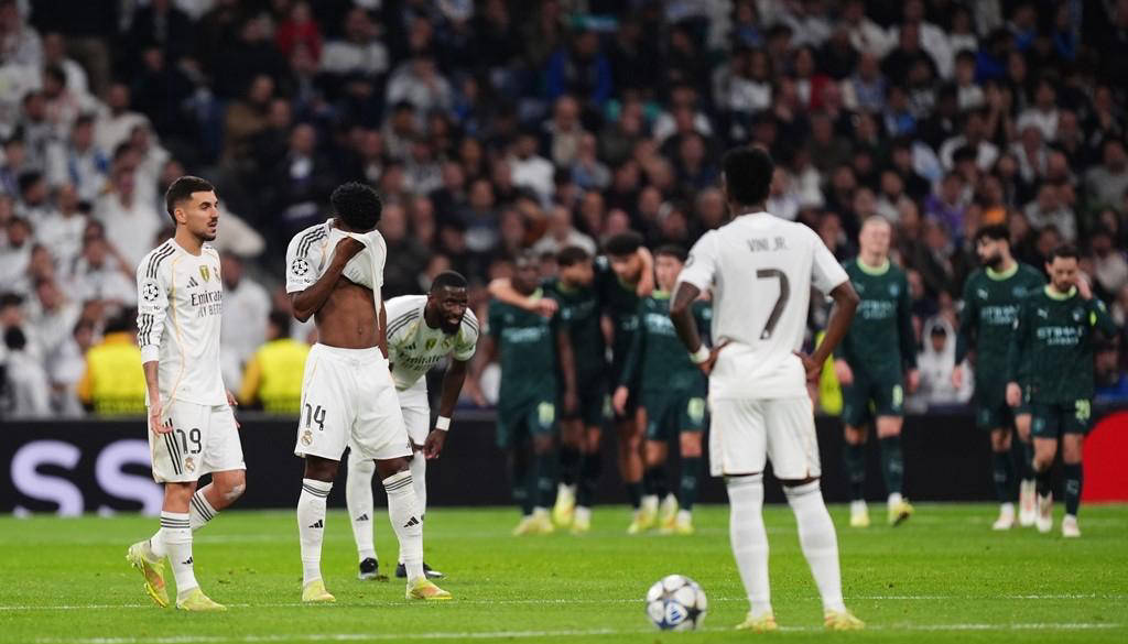 欧冠(guān)霸主惨遭逆轉(zhuǎn),英超(chāo)冠(guān)軍(jūn)曼城(chéng)客场力尅(kè)皇马