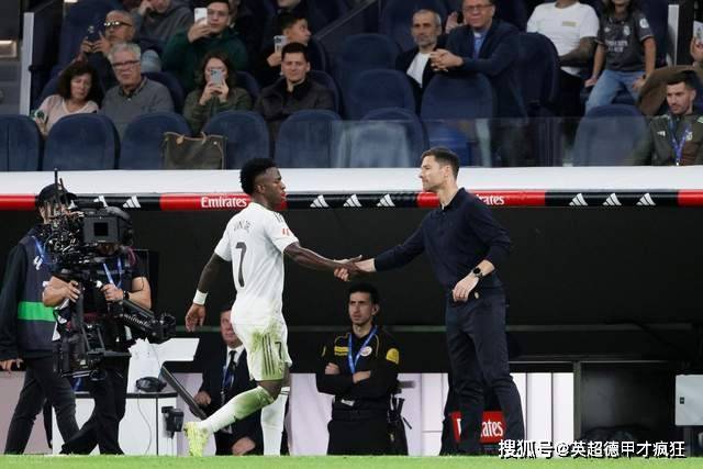 皇马阿隆索的命運(yùn)掌握在恩師(shī)瓜迪奥拉的手中!欧冠一战决定去畱(liú)!