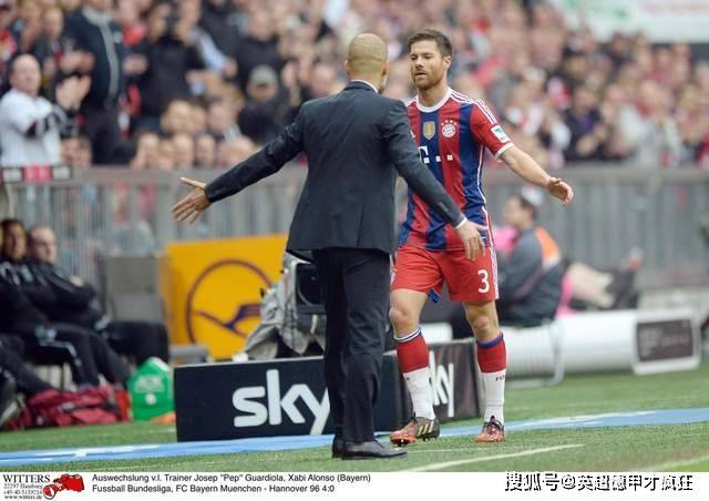 皇马阿隆索的命運(yùn)掌握在恩師(shī)瓜迪奥拉的手中!欧冠一战决定去畱(liú)!