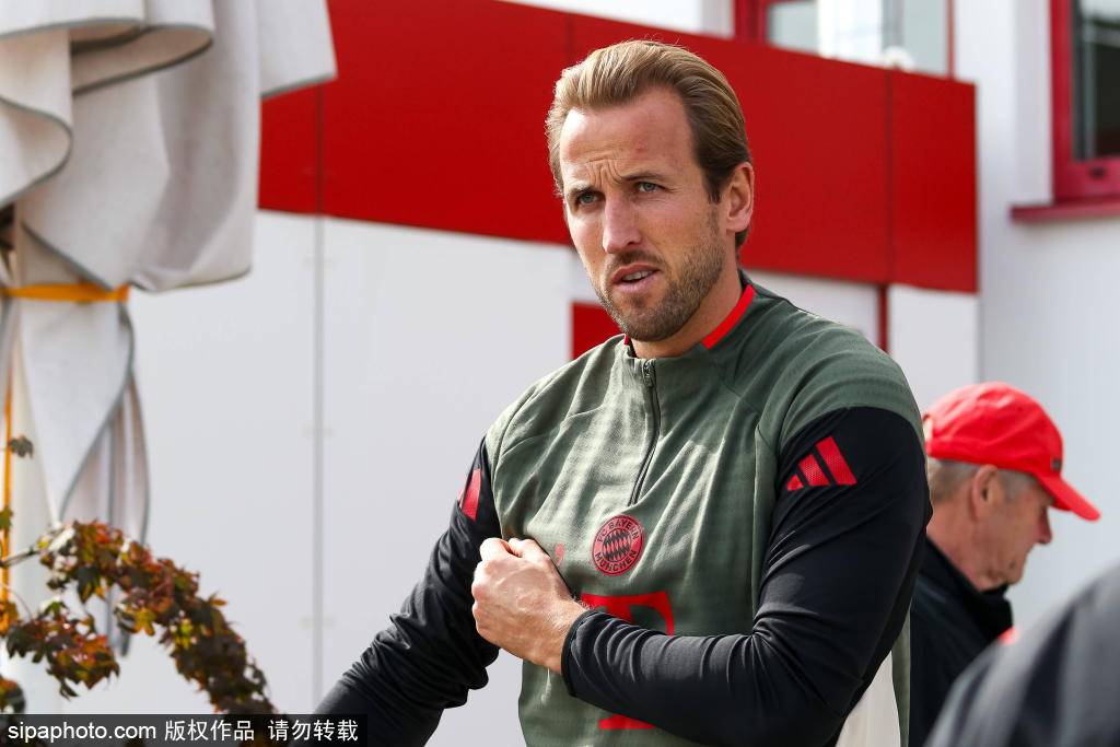 诺伊尔欧冠取胜101场并列历史第三多,僅(jǐn)少於(yú)C罗、穆勒