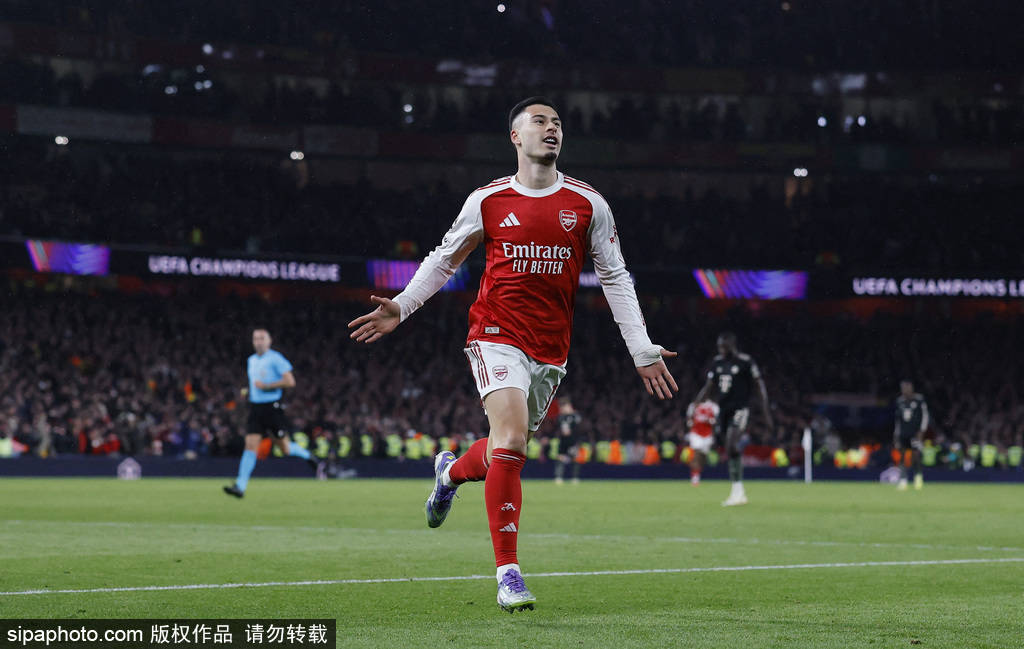 欧冠-诺伊尔失误送空门 阿森納(nà)3-1拜仁5战全勝(shèng)登顶