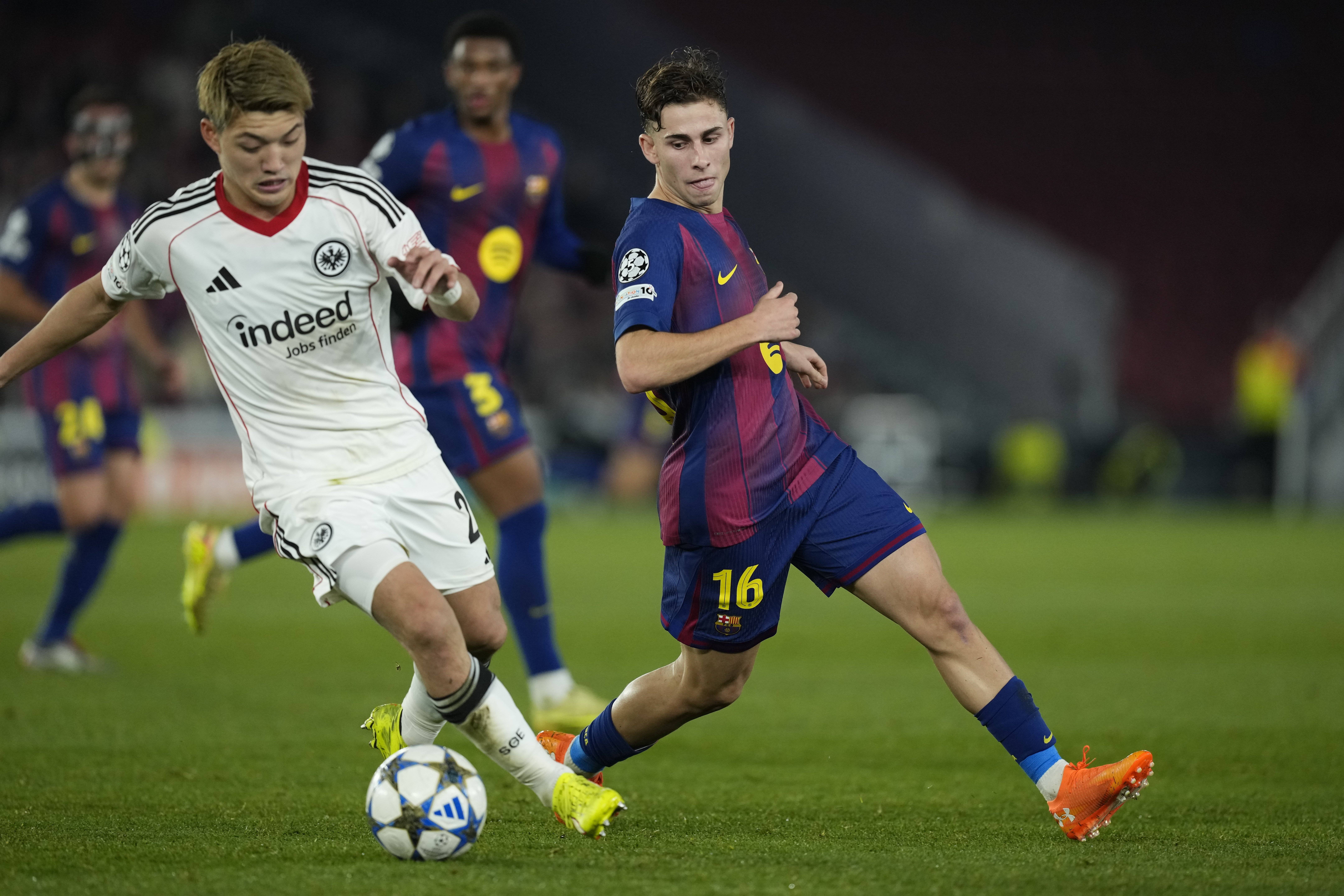 (外(wài)代二线)足球——欧冠(guān)联赛:巴萨胜法兰克福