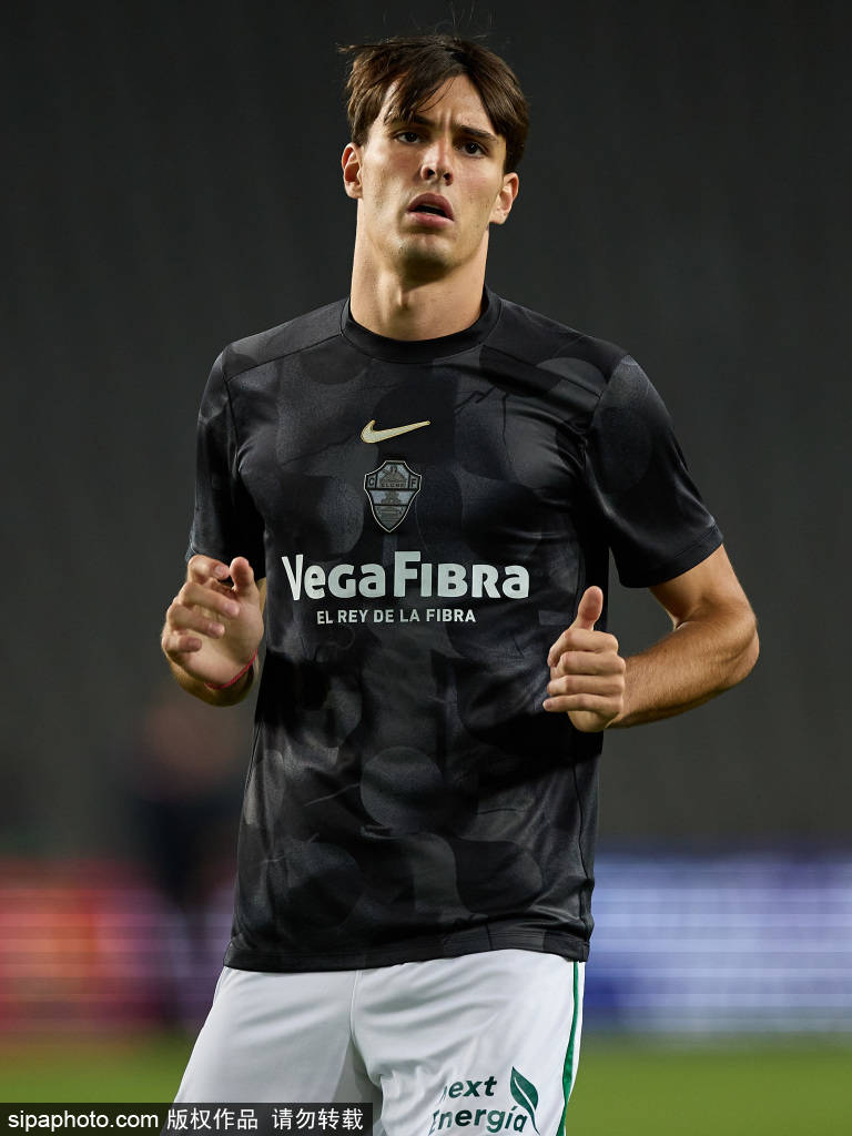 莱萬(wàn)赛季末离队!欧冠七冠王(wáng)计划引(yǐn)进