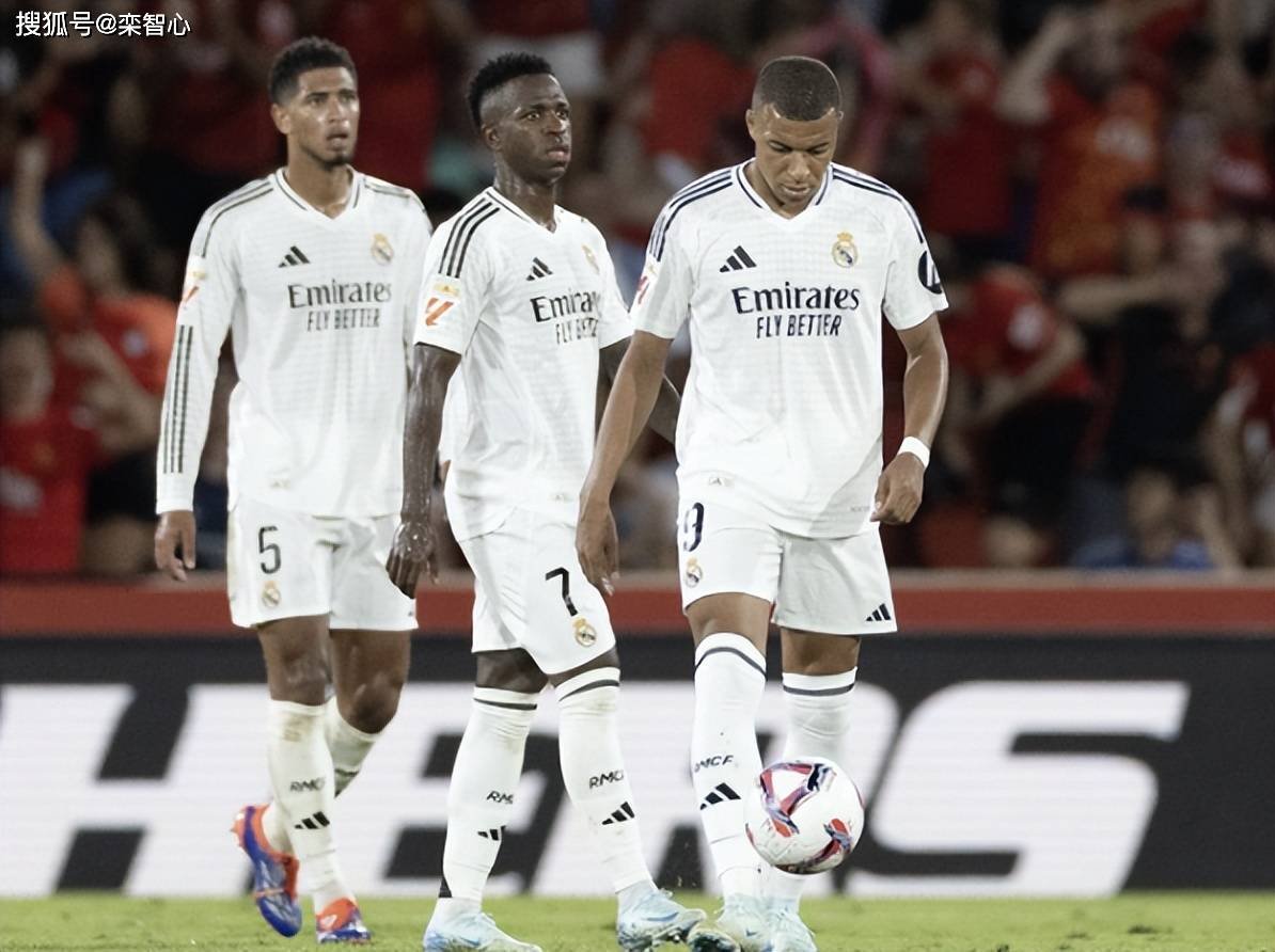 欧冠射手榜：姆巴佩9球(qiú)领跑！哈兰德、奧(ào)斯梅恩6球(qiú)紧随其后！