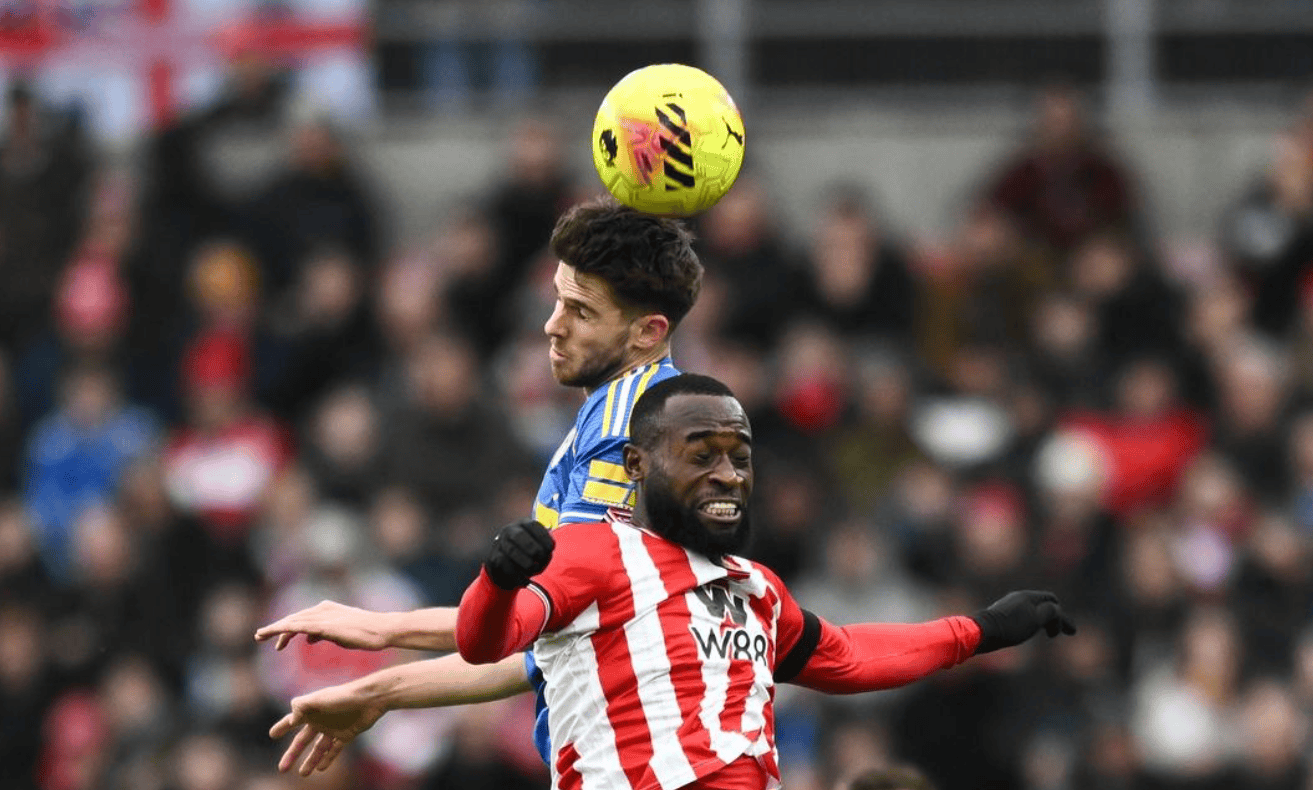 英超黑马掉链子(zi),丢掉2分(fēn),只落后曼联1分(fēn),距離(lí)欧冠区4分(fēn)