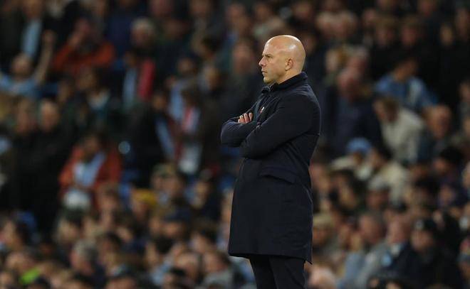 争议判罚让齐沃沉默！利物(wù)浦绝杀點(diǎn)球(qiú)遭(zāo)炮轰，歐(ōu)冠出(chū)线形势大乱