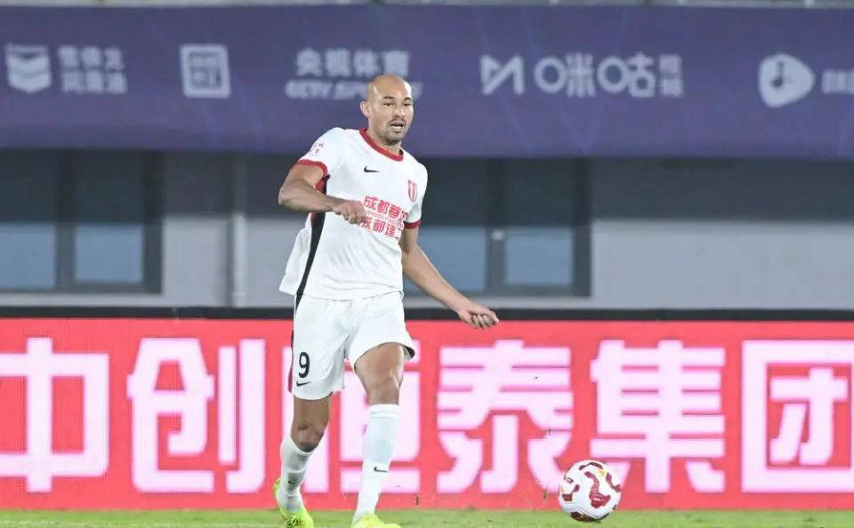 成都蓉城亚冠客(kè)场不胜,费利佩进球被取消,延续连胜魔咒