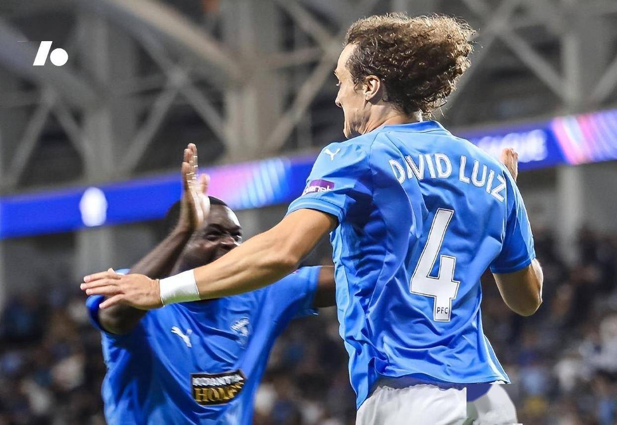 欧冠史诗之夜!3.7万人口小城欢呼:队史首(shǒu)胜总奖金(jīn)达2460万